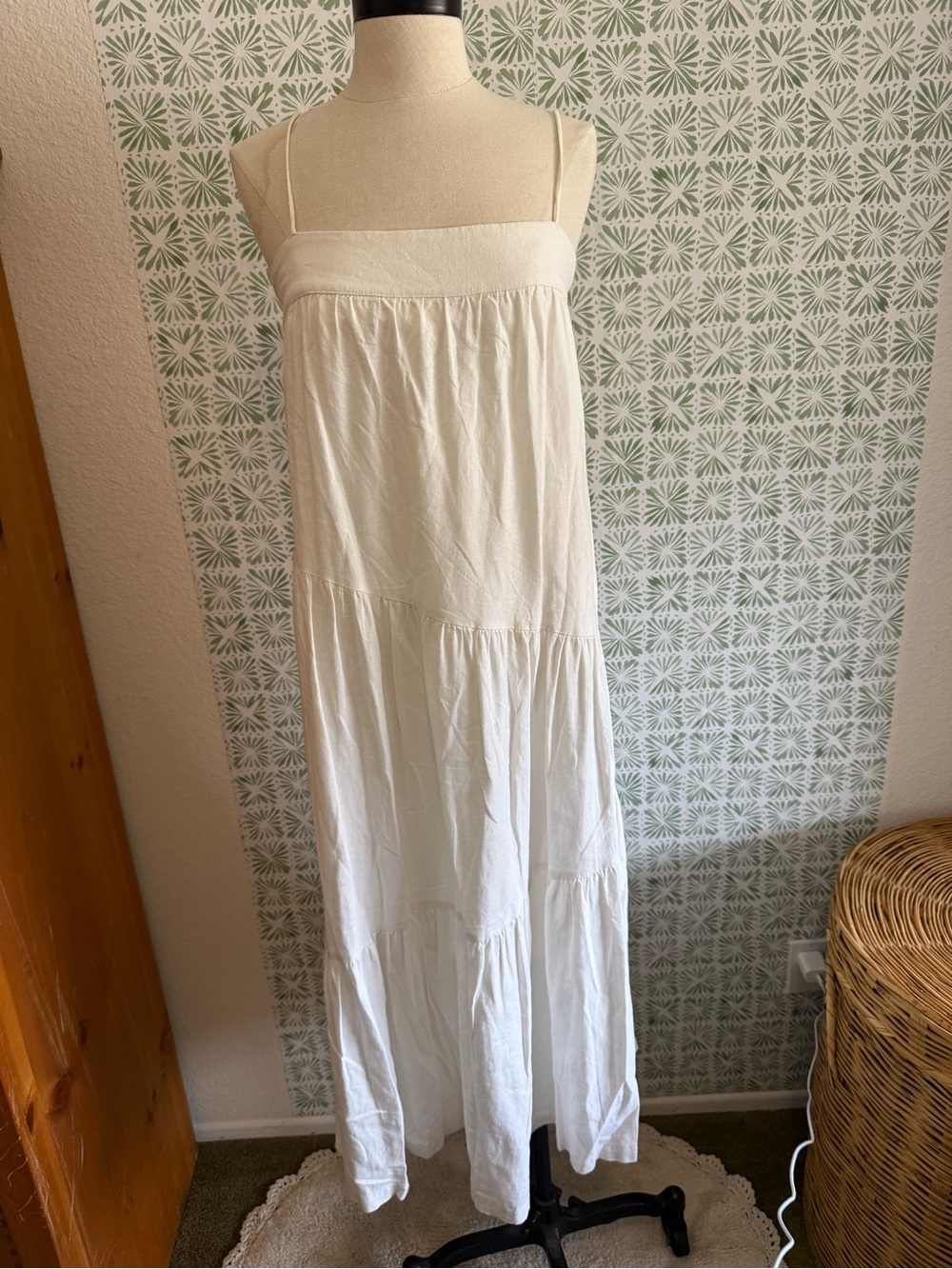 Abercrombie & Fitch White Maxi Sundress